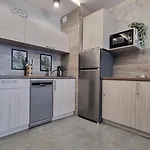 Q Pl 2 Lub 3 Pokojowe Klimatyzowane Przy Manufakturze Z Garazem Gratis, Fv Apartment *