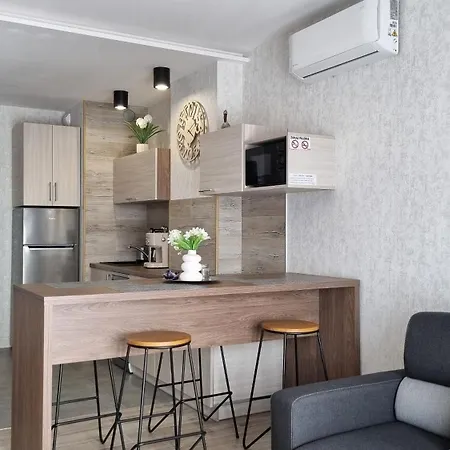 Q Pl ,klimatyzowane 2, 3 Pokojowe Przy Manufakturze Z Garazem Gratis, Fv Apartment *
