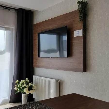 Q Pl 2 Lub 3 Pokojowe Klimatyzowane Przy Manufakturze Z Garażem Gratis, Fv Apartament