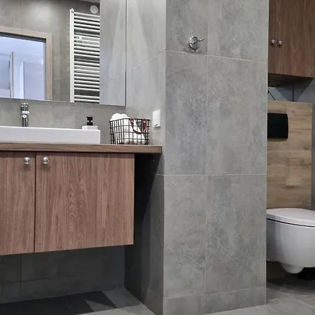 Apartment Q Pl ,klimatyzowane 2, 3 Pokojowe Przy Manufakturze Z Garazem Gratis, Fv Lodz (Lodz)