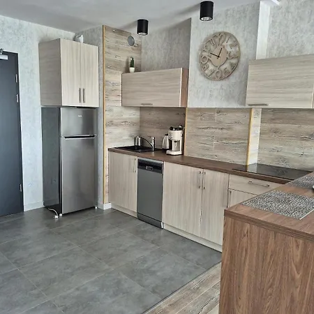 Q Pl 2 Lub 3 Pokojowe Klimatyzowane Przy Manufakturze Z Garażem Gratis, Fv *