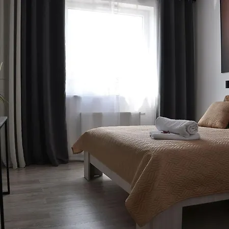 Q Pl ,klimatyzowane 2, 3 Pokojowe Przy Manufakturze Z Garazem Gratis, Fv Apartment Lodz (Lodz)