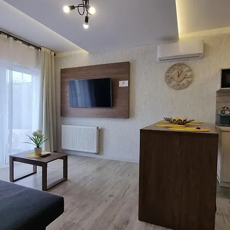 Apartment Q Pl ,klimatyzowane 2, 3 Pokojowe Przy Manufakturze Z Garazem Gratis, Fv Lodz (Lodz)