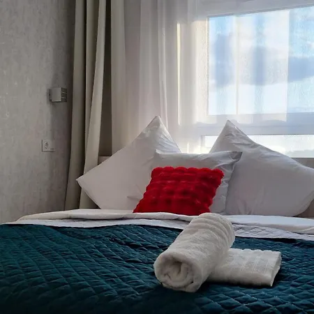 Q Pl 2 Lub 3 Pokojowe Klimatyzowane Przy Manufakturze Z Garażem Gratis, Fv Apartament *