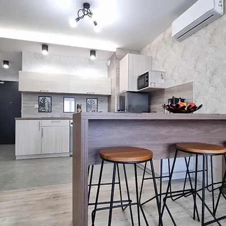 Q Pl ,klimatyzowane 2, 3 Pokojowe Przy Manufakturze Z Garazem Gratis, Fv Apartment Lodz (Lodz)