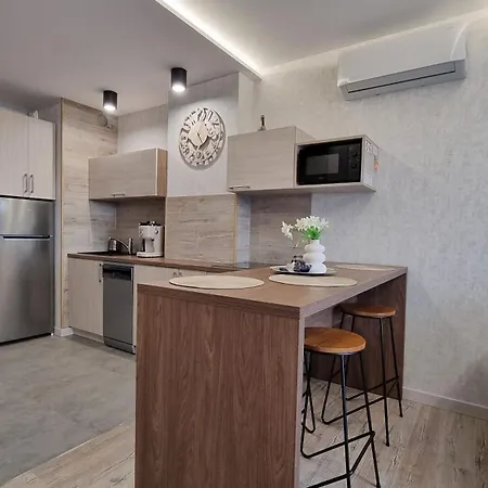 Q Pl 2 Lub 3 Pokojowe Klimatyzowane Przy Manufakturze Z Garażem Gratis, Fv Apartament *