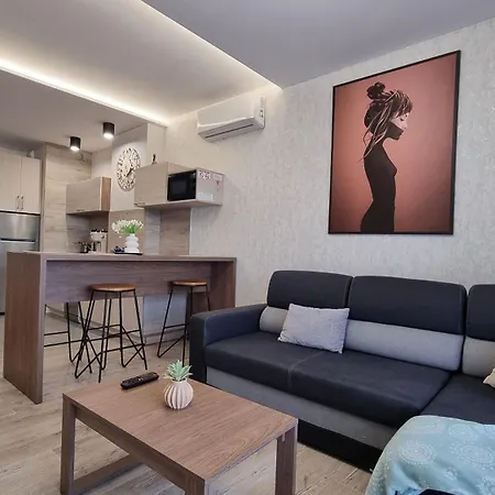 Apartament Q Pl 2 Lub 3 Pokojowe Klimatyzowane Przy Manufakturze Z Garażem Gratis, Fv