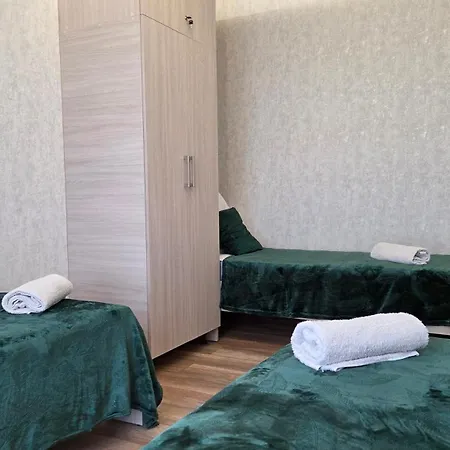 Q Pl 2 Lub 3 Pokojowe Klimatyzowane Przy Manufakturze Z Garażem Gratis, Fv Apartament Łódź