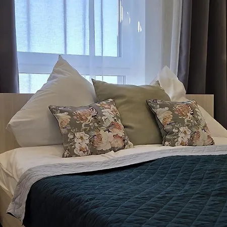 Q Pl 2 Lub 3 Pokojowe Klimatyzowane Przy Manufakturze Z Garażem Gratis, Fv Apartament