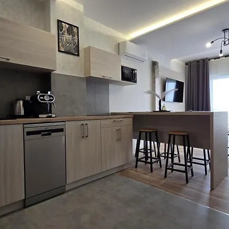 Q Pl 2 Lub 3 Pokojowe Klimatyzowane Przy Manufakturze Z Garażem Gratis, Fv Apartament *