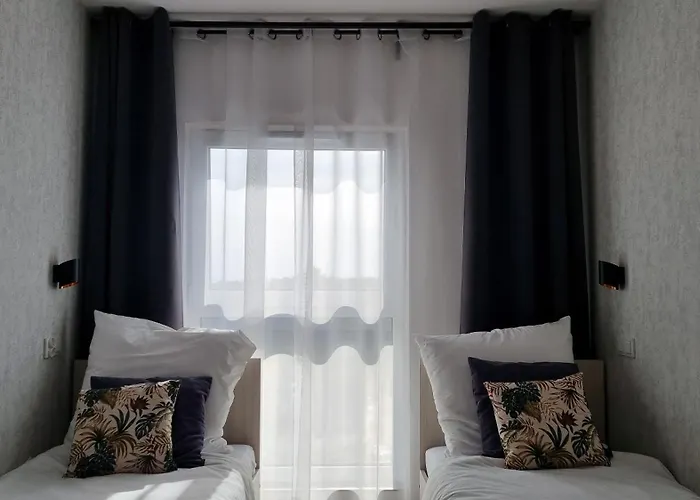 Q Pl 2 Lub 3 Pokojowe Klimatyzowane Przy Manufakturze Z Garazem Gratis, Fv Apartamento Łódź