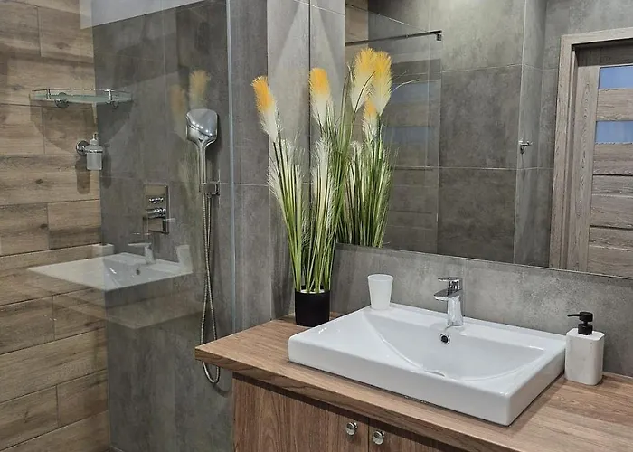 Apartamento Q Pl 2 Lub 3 Pokojowe Klimatyzowane Przy Manufakturze Z Garazem Gratis, Fv Łódź