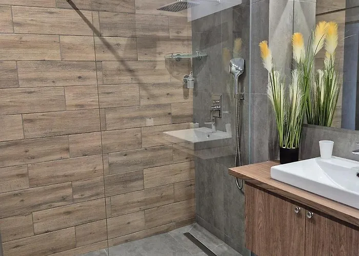 Q Pl 2 Lub 3 Pokojowe Klimatyzowane Przy Manufakturze Z Garazem Gratis, Fv Apartamento Łódź