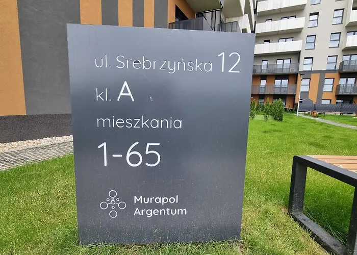 Q Pl 2 Lub 3 Pokojowe Klimatyzowane Przy Manufakturze Z Garazem Gratis, Fv