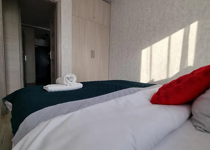 Q Pl 2 Lub 3 Pokojowe Klimatyzowane Przy Manufakturze Z Garazem Gratis, Fv Apartamento *