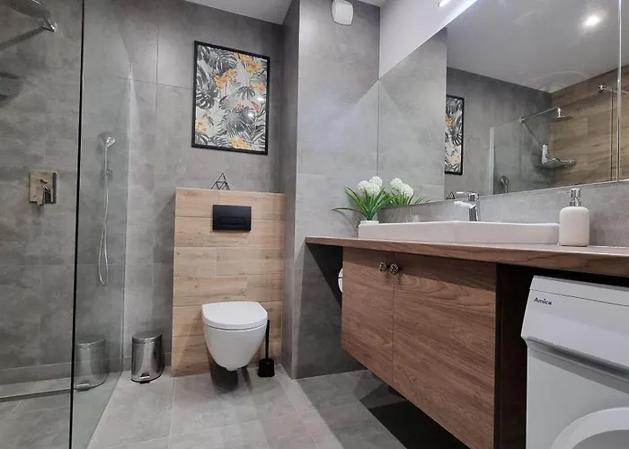 Apartamento Q Pl 2 Lub 3 Pokojowe Klimatyzowane Przy Manufakturze Z Garazem Gratis, Fv