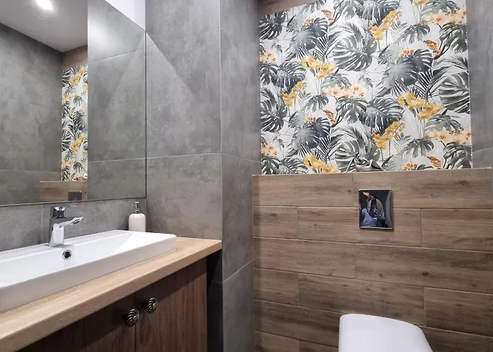 Apartamento Q Pl 2 Lub 3 Pokojowe Klimatyzowane Przy Manufakturze Z Garazem Gratis, Fv *