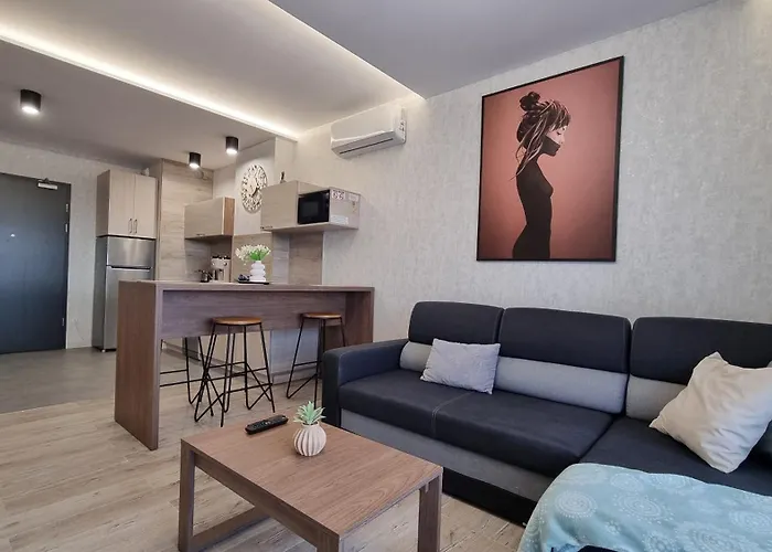 Apartamento Q Pl 2 Lub 3 Pokojowe Klimatyzowane Przy Manufakturze Z Garazem Gratis, Fv