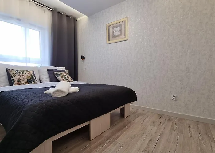 Apartamento Q Pl 2 Lub 3 Pokojowe Klimatyzowane Przy Manufakturze Z Garazem Gratis, Fv